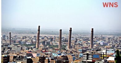 Russia, China, Iran Urge Restraint as Pakistan Declares ‘Open War’ on Afghanistan Russia, China, Iran Urge Restraint as Pakistan Declares ‘Open War’ on Afghanistan