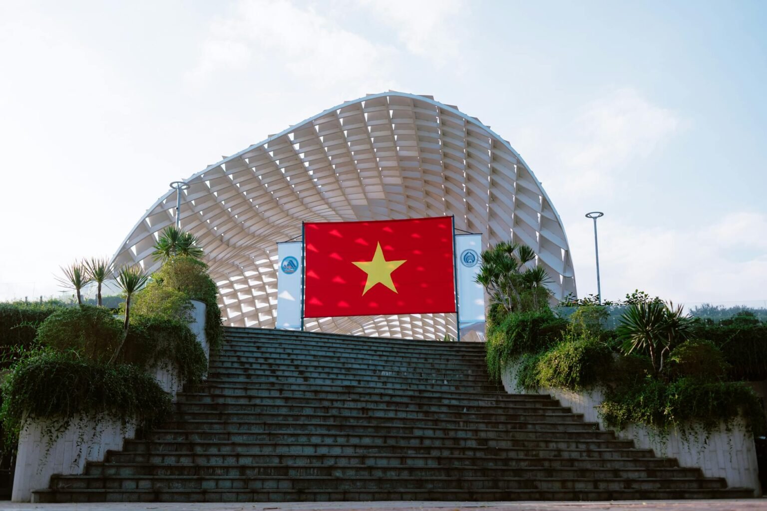 flag of vietnam at da n ng architectural landmark