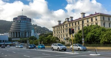 the beehive building in wellington new zealand