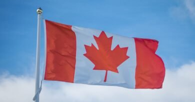 Canada Introduces Landmark Bill Banning Social Media for Children Under 16 canadian flag