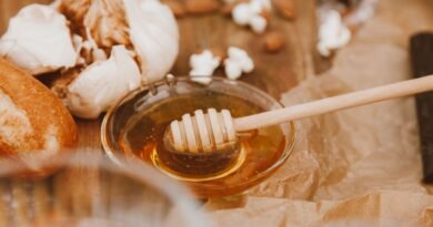 honey in small bowl